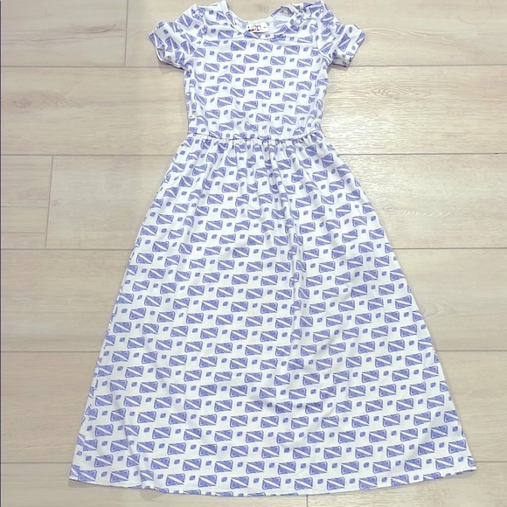 DOT DOT SMILE. :: DRESS